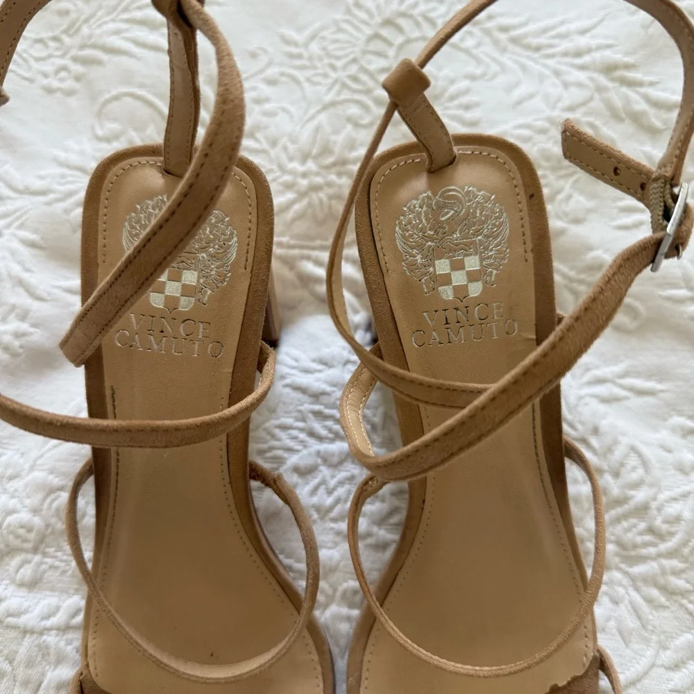 Vince Camuto these vince